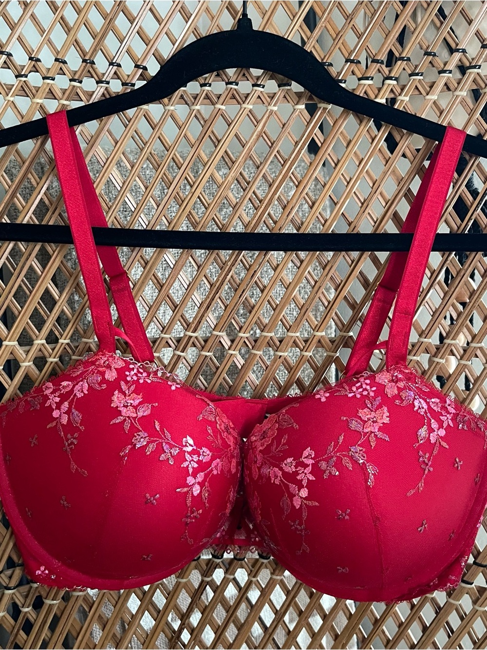 Victoria’s Secret Push Up Embroidered Bra